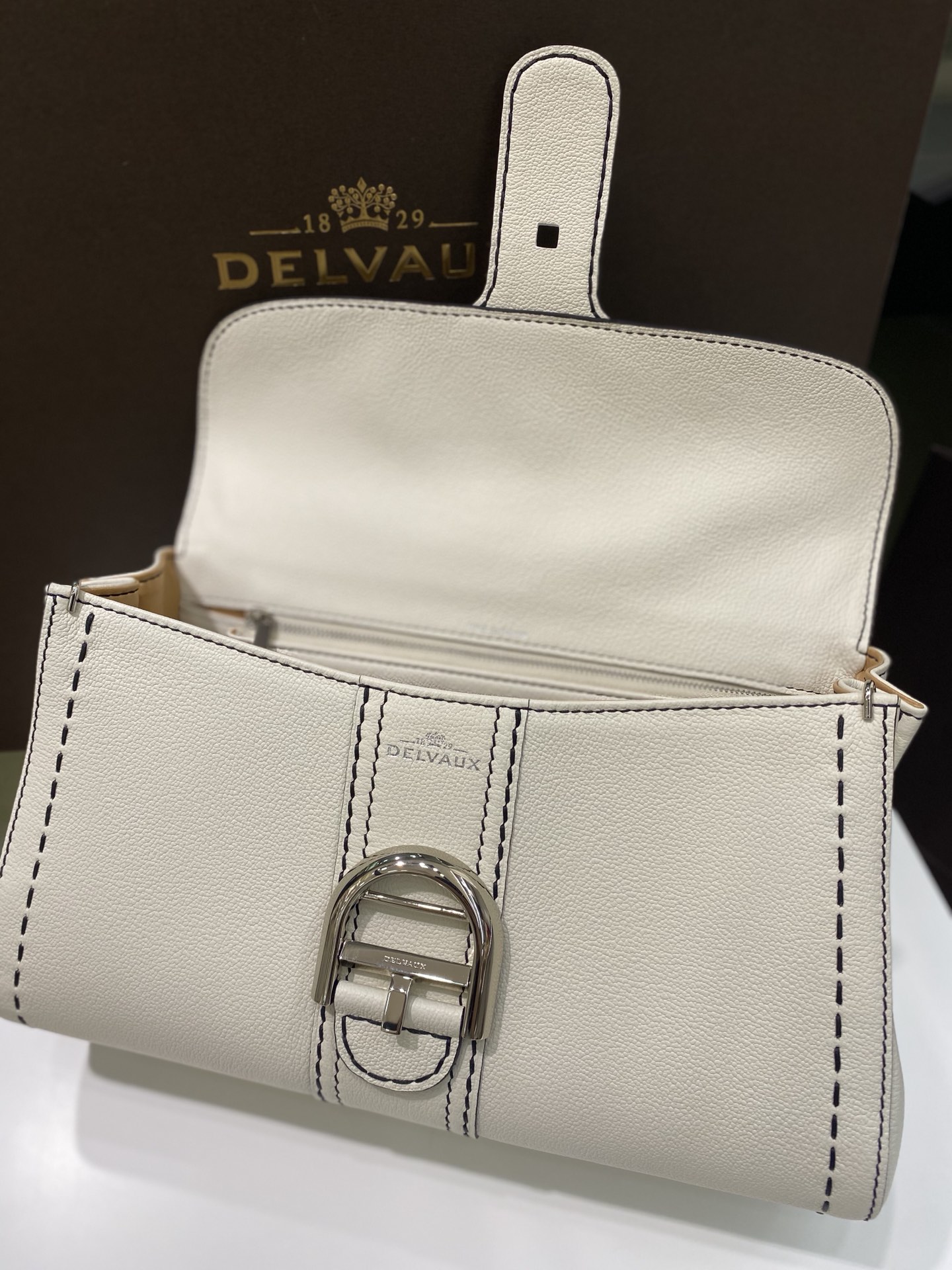 델보 브리앙 박스백 스몰